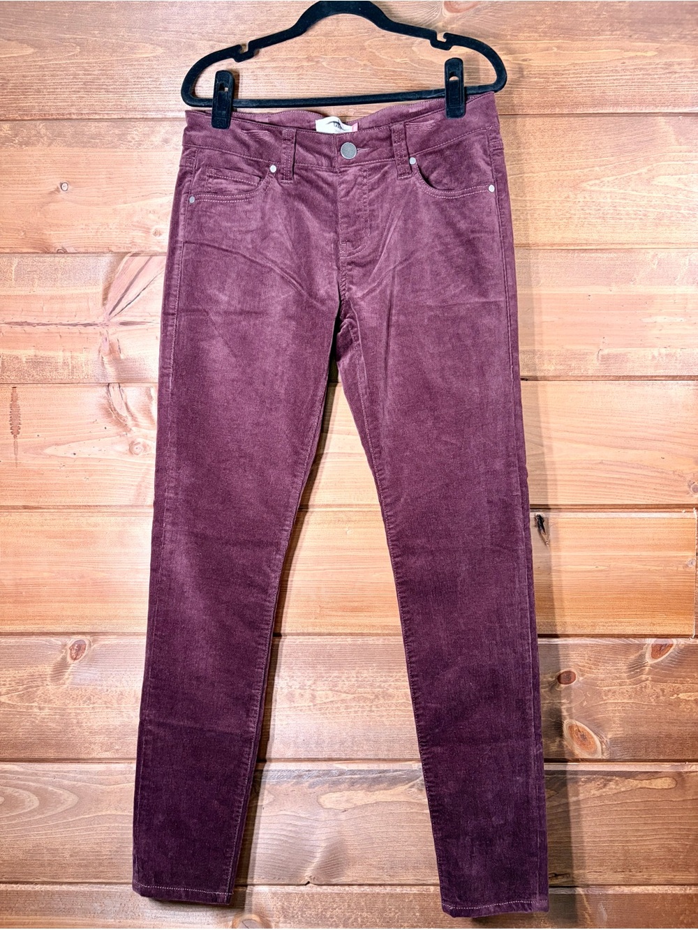 Cabi NWOT The Skinny Vineyard Burgundy Corduroy Pants Size 6 Wine Stretch 💕🌸